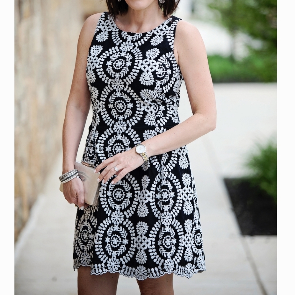 NWT Tommy Hilfiger Black and White Embroidered Midi Dress Size 10